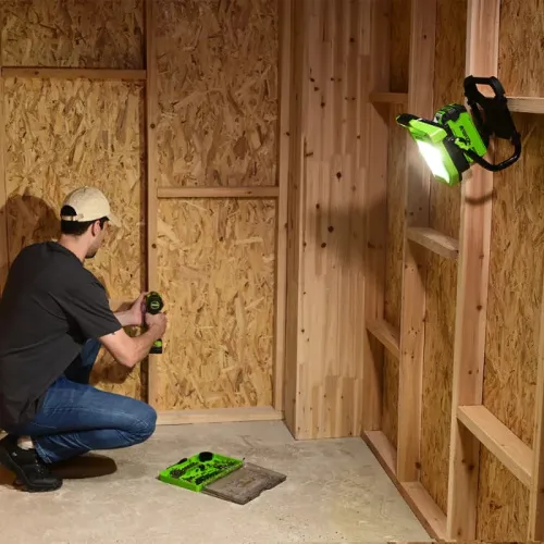 LED-прожектор Greenworks G40WLH 40V/220V 3503907 (1000/2000 лм) с гибридным питанием — детальное фото