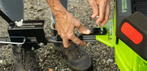 Газонокосилка с сиденьем Greenworks CrossoverT GC82LT107 82V 7404507 (107 см) бесщеточная аккумуляторная — детальное фото